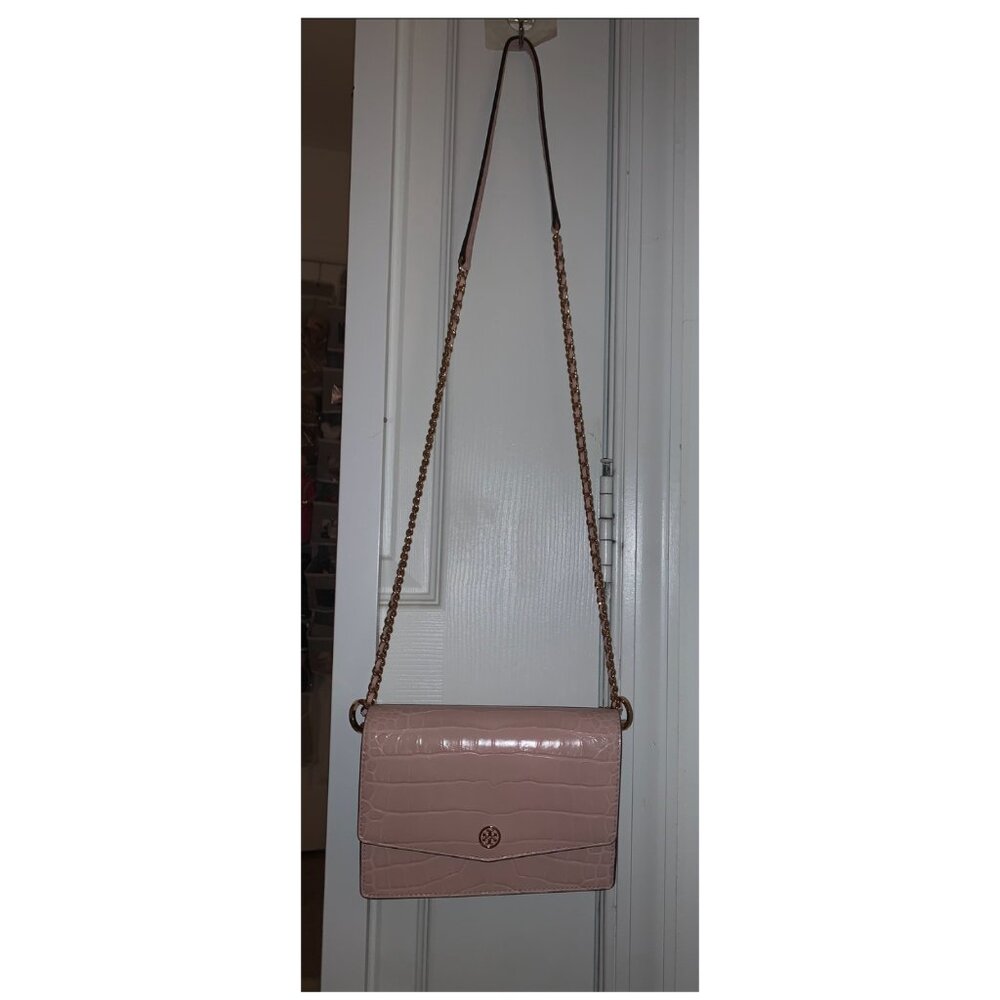 Tory Burch Crossbody Bag - Adorable - Light Pink. Excellent Condition!